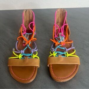 Steve Madden JTina Girls Size 2 Bright Rainbow Gladiator Sandals Back Zip